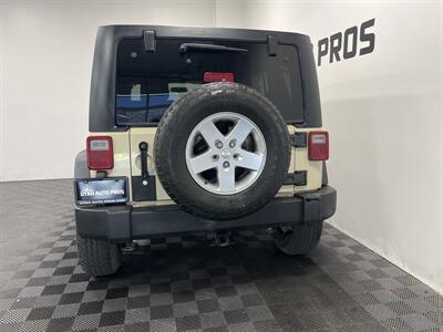 2011 Jeep Wrangler Unlimited Rubicon   - Photo 11 - West Bountiful, UT 84087