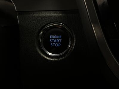2019 Toyota Camry SE   - Photo 16 - West Bountiful, UT 84087