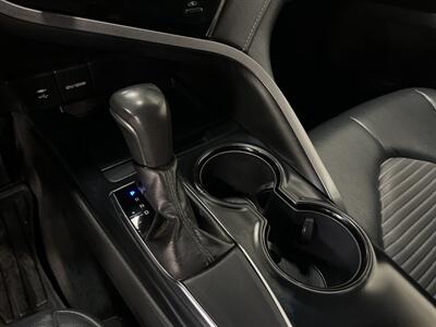 2019 Toyota Camry SE   - Photo 17 - West Bountiful, UT 84087