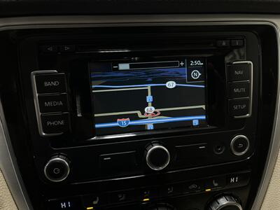 2012 Volkswagen Passat SE PZEV   - Photo 19 - West Bountiful, UT 84087