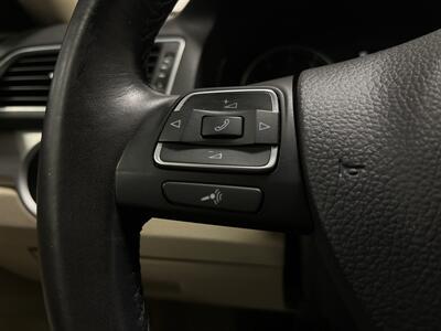 2012 Volkswagen Passat SE PZEV   - Photo 23 - West Bountiful, UT 84087