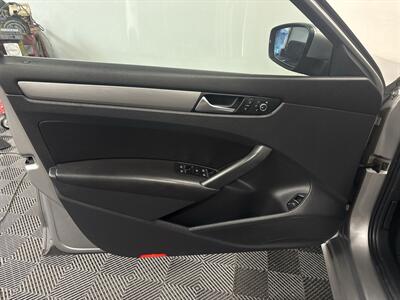 2014 Volkswagen Passat 2.5L SE PZEV - Photo 11 - West Bountiful, UT 84087
