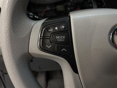 2014 Toyota Sienna LE 8-Passenger Auto Access Seat   - Photo 22 - West Bountiful, UT 84087