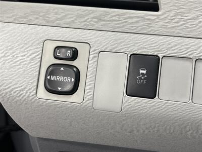 2014 Toyota Sienna LE 8-Passenger Auto Access Seat   - Photo 19 - West Bountiful, UT 84087