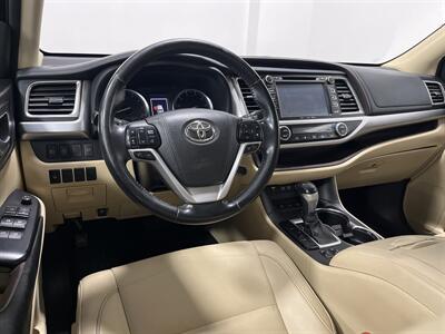 2018 Toyota Highlander XLE   - Photo 17 - West Bountiful, UT 84087