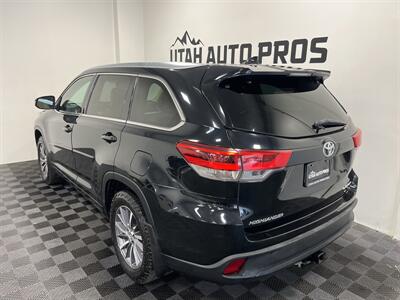 2018 Toyota Highlander XLE   - Photo 11 - West Bountiful, UT 84087