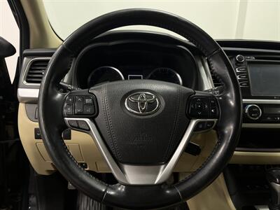 2018 Toyota Highlander XLE   - Photo 24 - West Bountiful, UT 84087