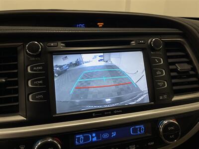 2018 Toyota Highlander XLE   - Photo 23 - West Bountiful, UT 84087
