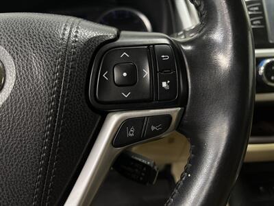 2018 Toyota Highlander XLE   - Photo 25 - West Bountiful, UT 84087