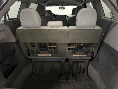2015 Toyota Sienna LE 7-Passenger Auto Access Seat   - Photo 23 - West Bountiful, UT 84087