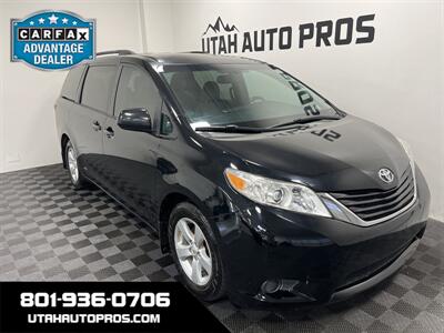 2015 Toyota Sienna LE 7-Passenger Auto Access Seat   - Photo 1 - West Bountiful, UT 84087
