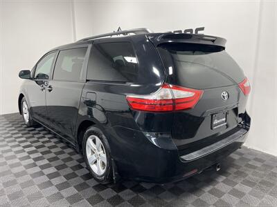 2015 Toyota Sienna LE 7-Passenger Auto Access Seat   - Photo 8 - West Bountiful, UT 84087