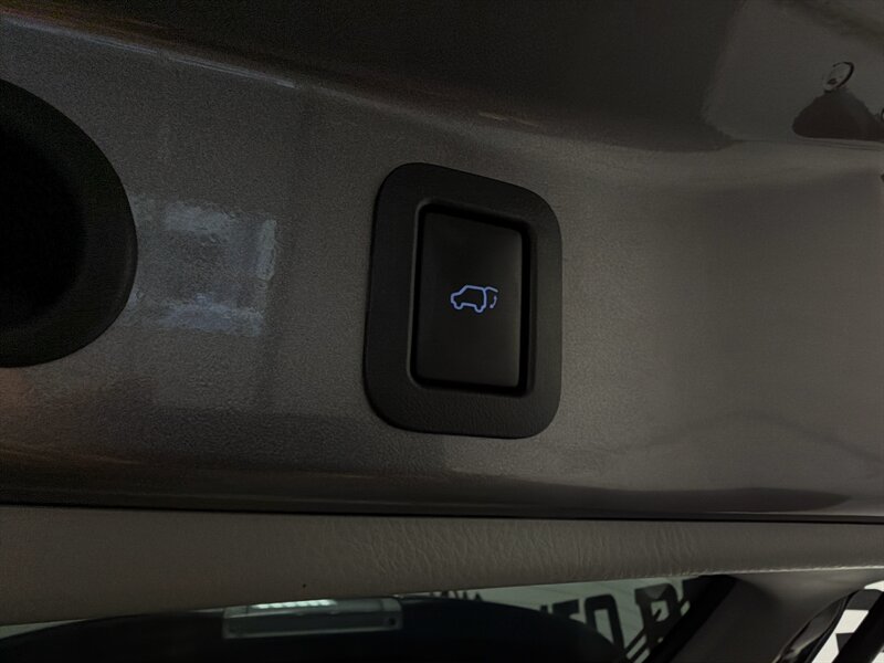 2015 Toyota Highlander XLE - Photo 28 - West Bountiful, UT 84087