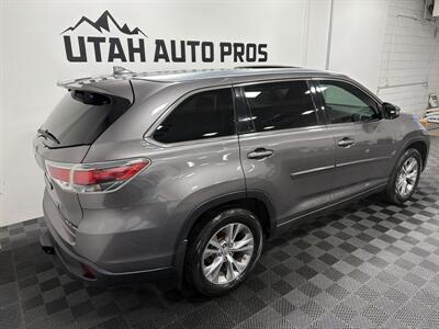 2015 Toyota Highlander XLE - Photo 3 - West Bountiful, UT 84087