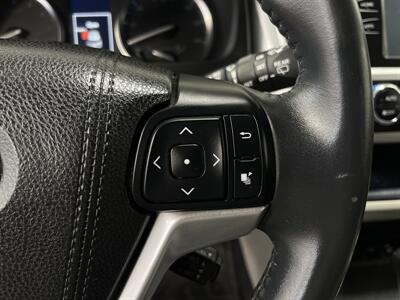 2016 Toyota Highlander XLE   - Photo 29 - West Bountiful, UT 84087