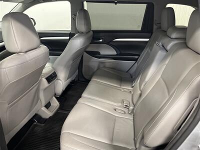 2016 Toyota Highlander XLE   - Photo 31 - West Bountiful, UT 84087