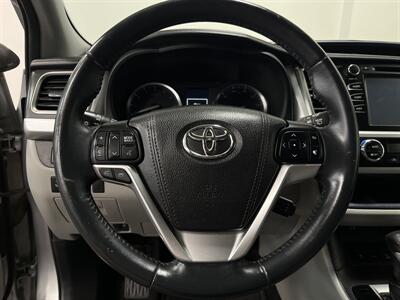 2016 Toyota Highlander XLE   - Photo 28 - West Bountiful, UT 84087