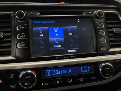 2016 Toyota Highlander XLE   - Photo 26 - West Bountiful, UT 84087
