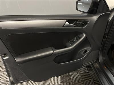 2016 Volkswagen Jetta 1.8T Sport - Photo 12 - West Bountiful, UT 84087