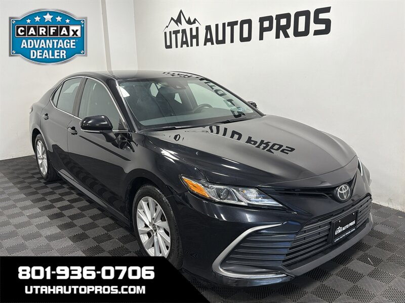 2021 Toyota Camry LE   - Photo 1 - West Bountiful, UT 84087