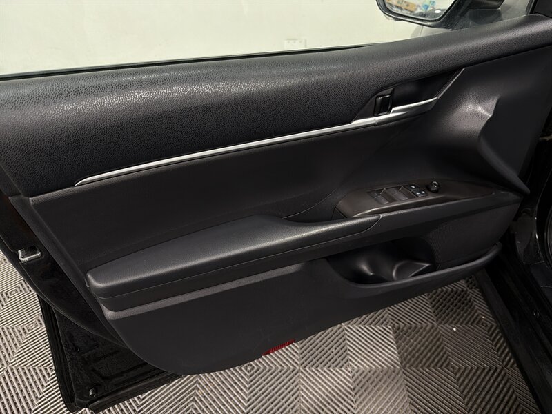 2021 Toyota Camry LE - Photo 11 - West Bountiful, UT 84087