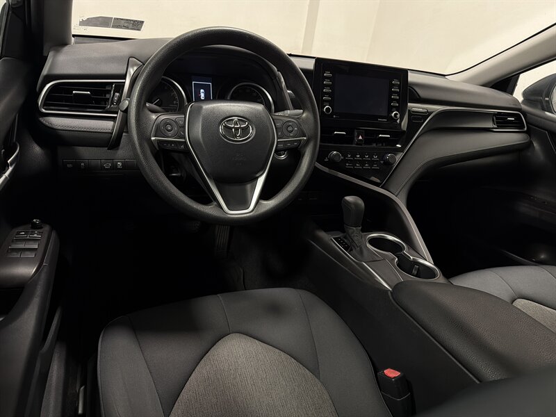 2021 Toyota Camry LE - Photo 10 - West Bountiful, UT 84087