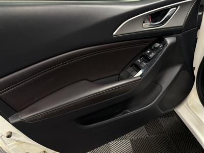 2018 Mazda Mazda3 Touring - Photo 9 - West Bountiful, UT 84087