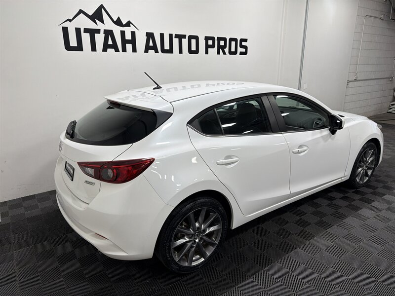 2018 Mazda Mazda3 Touring - Photo 3 - West Bountiful, UT 84087