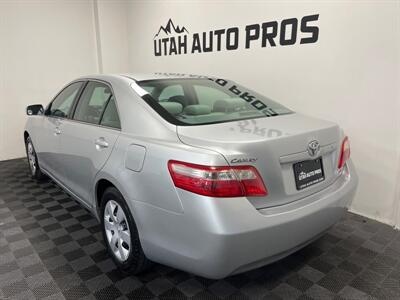 2009 Toyota Camry LE   - Photo 8 - West Bountiful, UT 84087