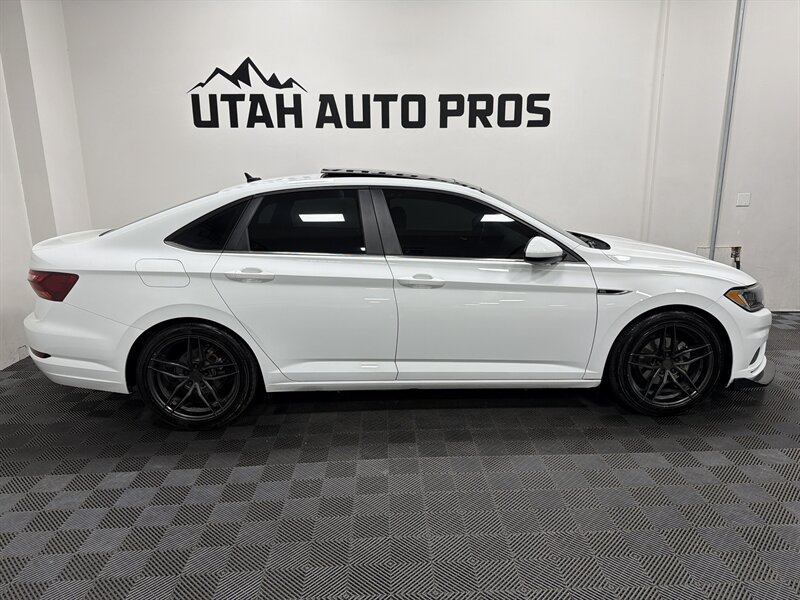 2019 Volkswagen Jetta SEL - Photo 2 - West Bountiful, UT 84087
