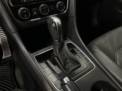 2018 Volkswagen Passat 2.0T R-Line   - Photo 13 - West Bountiful, UT 84087