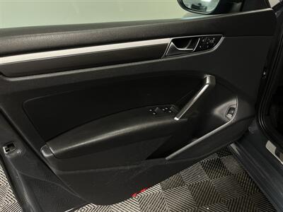 2018 Volkswagen Passat 2.0T R-Line   - Photo 11 - West Bountiful, UT 84087