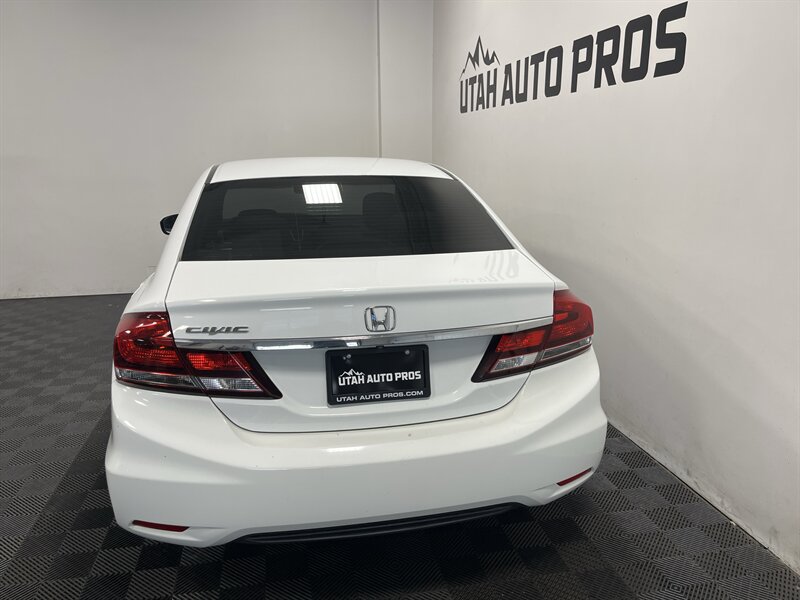 2015 Honda Civic LX - Photo 8 - West Bountiful, UT 84087