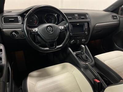 2016 Volkswagen Jetta 1.8T Sport   - Photo 11 - West Bountiful, UT 84087