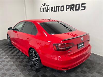 2016 Volkswagen Jetta 1.8T Sport   - Photo 9 - West Bountiful, UT 84087