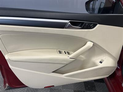 2016 Volkswagen Passat 1.8T R-Line   - Photo 12 - West Bountiful, UT 84087