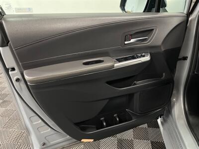 2022 Toyota Sienna Woodland Edition   - Photo 14 - West Bountiful, UT 84087