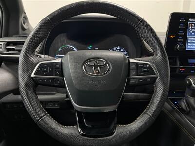 2022 Toyota Sienna Woodland Edition   - Photo 22 - West Bountiful, UT 84087