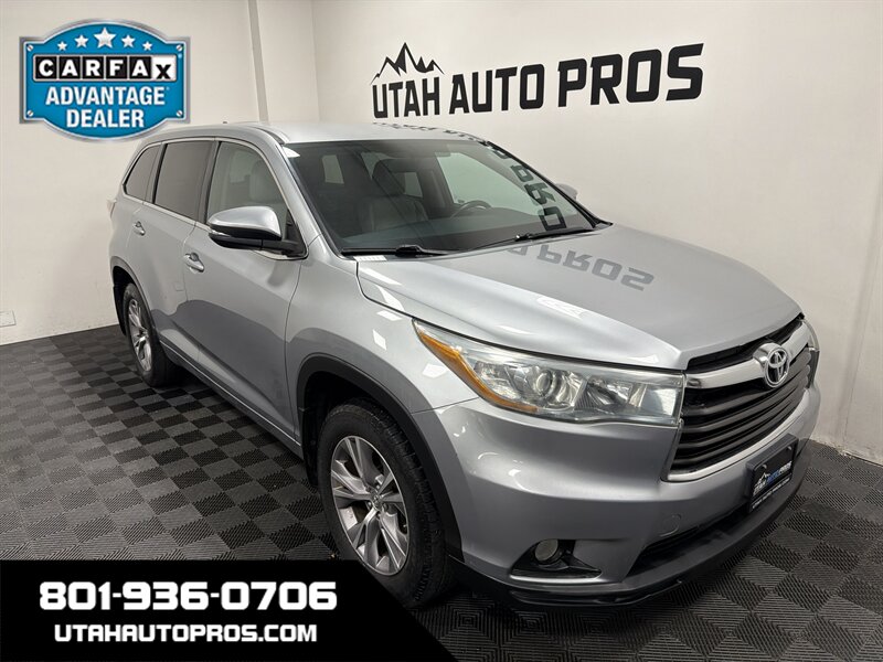 2015 Toyota Highlander LE Plus   - Photo 1 - West Bountiful, UT 84087