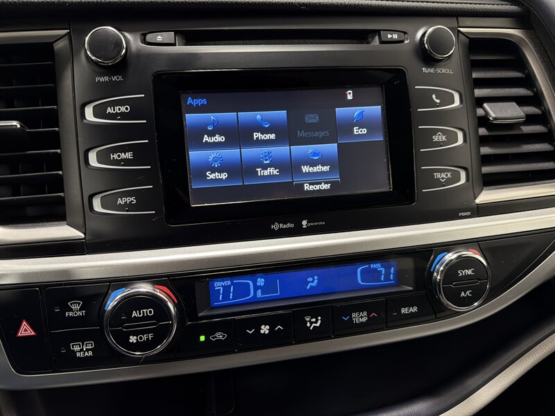 2015 Toyota Highlander LE Plus - Photo 18 - West Bountiful, UT 84087