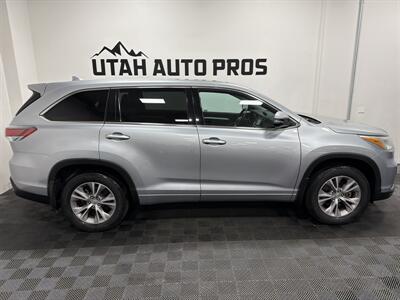 2015 Toyota Highlander LE Plus - Photo 2 - West Bountiful, UT 84087