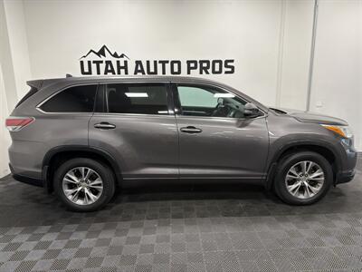 2014 Toyota Highlander LE Plus   - Photo 2 - West Bountiful, UT 84087