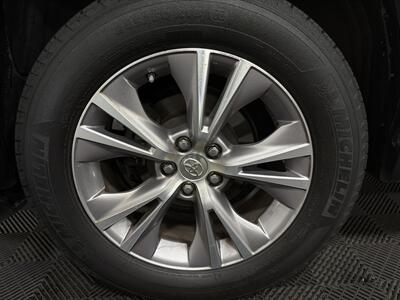 2014 Toyota Highlander LE Plus   - Photo 10 - West Bountiful, UT 84087