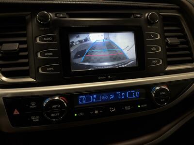 2014 Toyota Highlander LE Plus   - Photo 18 - West Bountiful, UT 84087