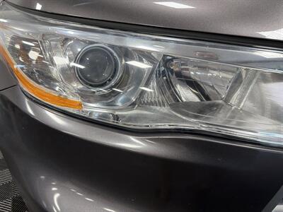 2014 Toyota Highlander LE Plus   - Photo 5 - West Bountiful, UT 84087