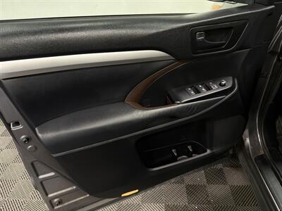 2014 Toyota Highlander LE Plus   - Photo 13 - West Bountiful, UT 84087