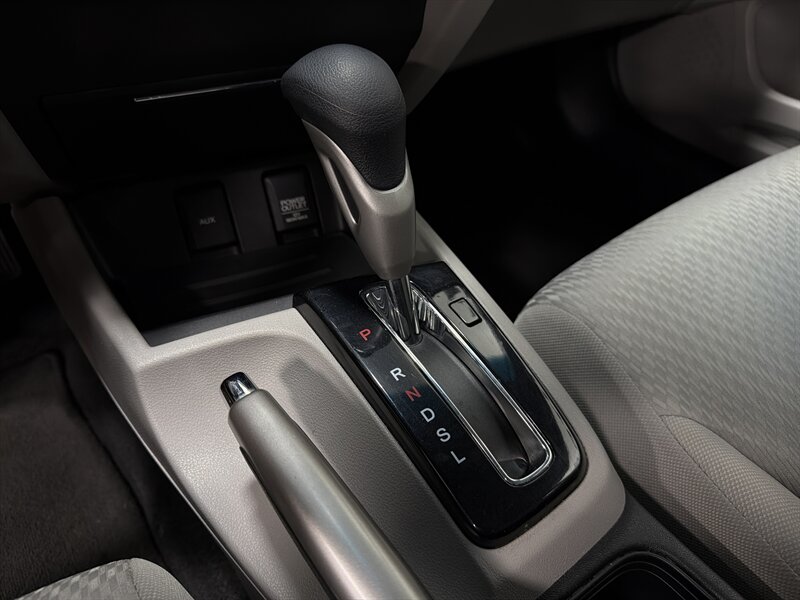 2014 Honda Civic LX - Photo 14 - West Bountiful, UT 84087