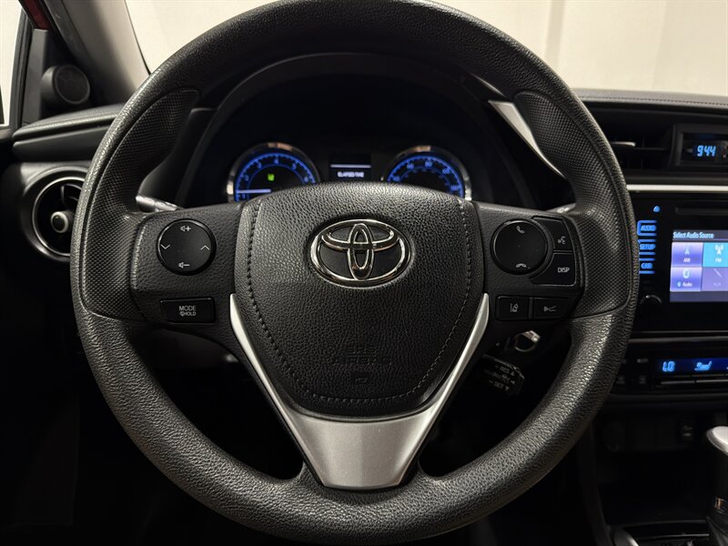 2019 Toyota Corolla LE - Photo 17 - West Bountiful, UT 84087