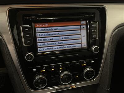 2012 Volkswagen Passat TDI SE   - Photo 16 - West Bountiful, UT 84087