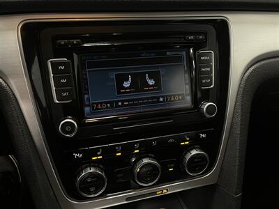 2012 Volkswagen Passat TDI SE   - Photo 15 - West Bountiful, UT 84087